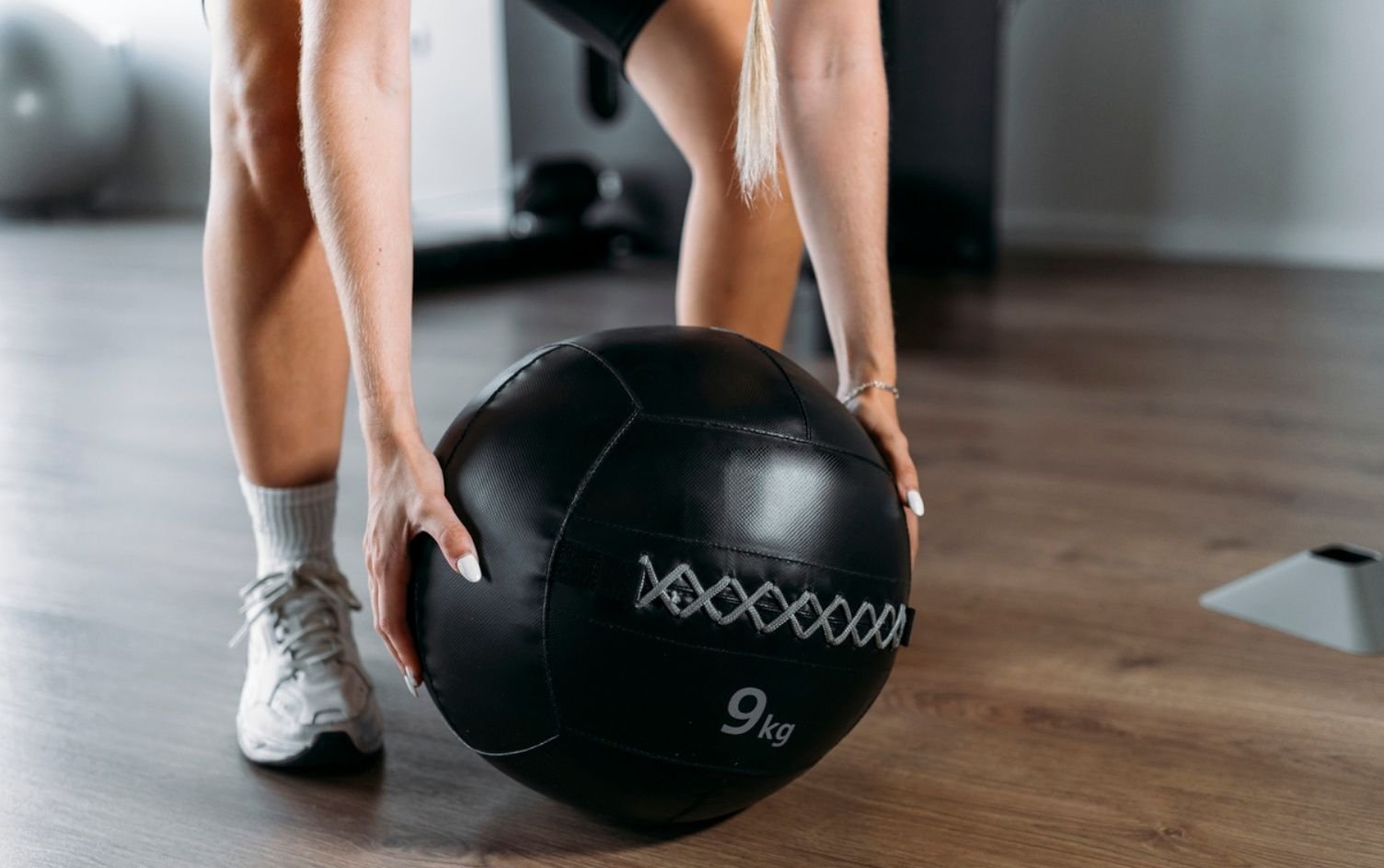 best exercise to fat loss using medicine ball